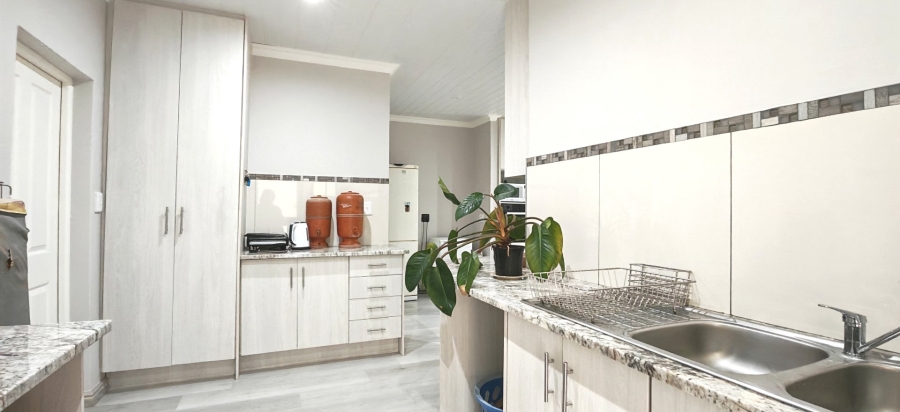 4 Bedroom Property for Sale in Dana Bay Western Cape